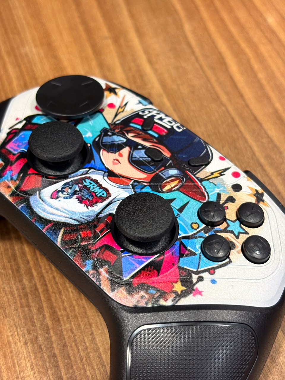 SD1 Gaming Console with Exclusive Graffiti Art Design, Printed Controllers & 23000+ Games | Most Stylish Console India